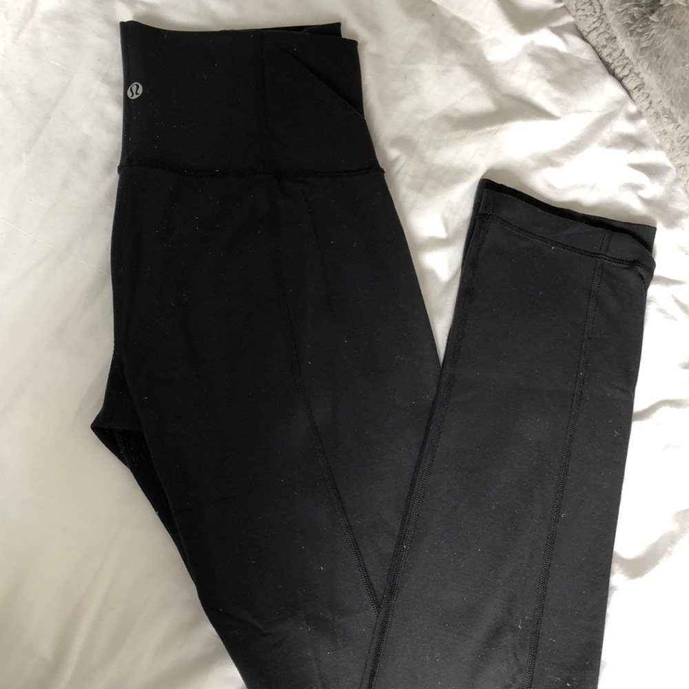 Lulu lemon yoga pants